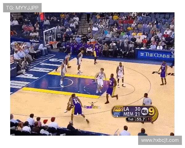 科比与里夫斯前五年得分对比新秀年均7分第五季飙升至285分